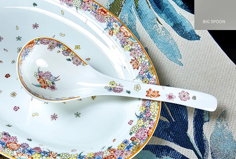 Family size MC THE BLACK DIAMOND dinnerware set with star design, includes plates, bowls, and cups for elegant table setting.