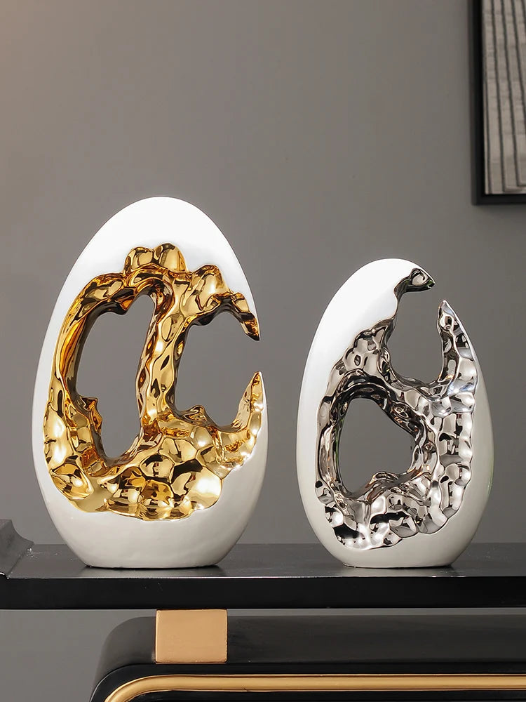 Gold figurines from MC THE BLACK DIAMOND, decorative ornaments for living room, TV cabinet, or office desktop display.