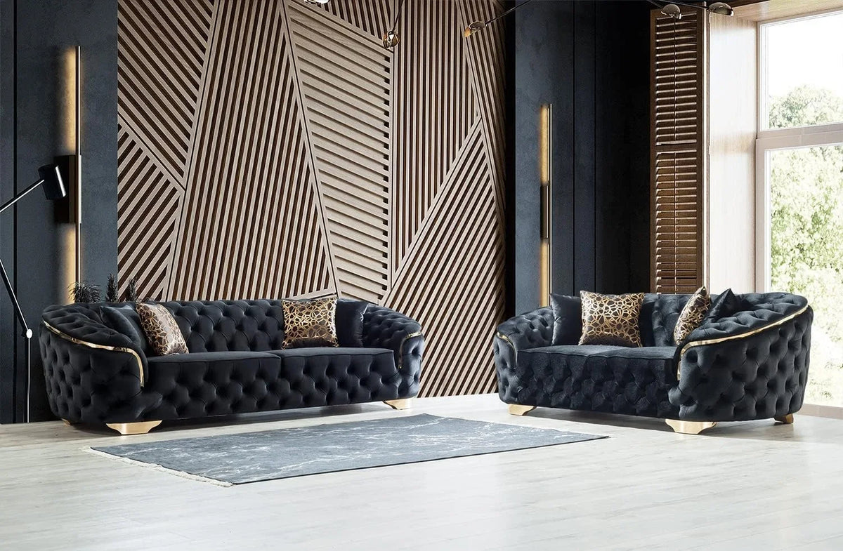 Black velvet 2-seater sofa from 𝕄𝕔 𝕋𝕙𝕖 𝔹𝕝𝕒𝕔𝕜 𝔻𝕚𝕒𝕞𝕠𝕟
