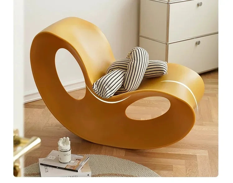 Modern MC THE BLACK DIAMOND rocking lounge chair made of PE plastic, featuring a rotational-molded design for stylish home relaxation.