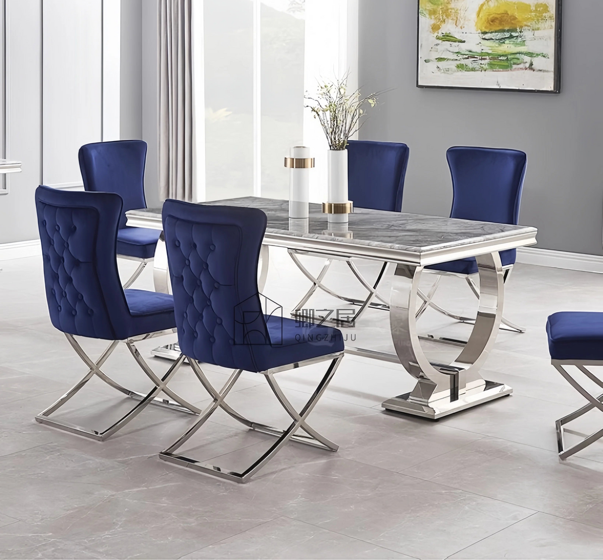Modern MC THE BLACK DIAMOND velvet dining chair with simple design, suitable for casual home decor.