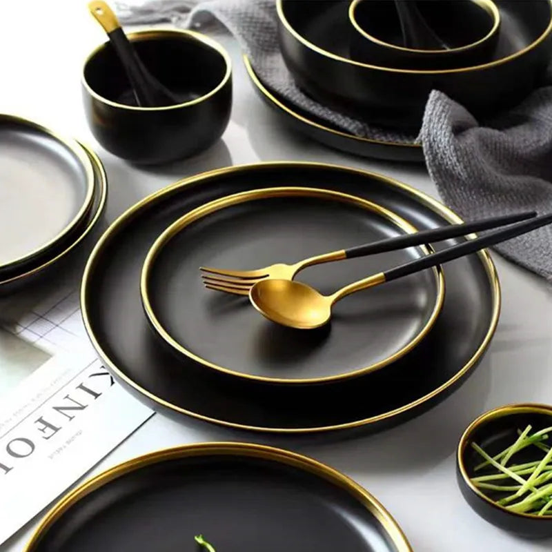 Set of black porcelain dinner plates and cutlery from 𝕄𝕮 𝕋𝕙𝕖 𝔹𝕝𝕒𝕔𝕜 𝔻𝕚𝕒𝕞𝕠�