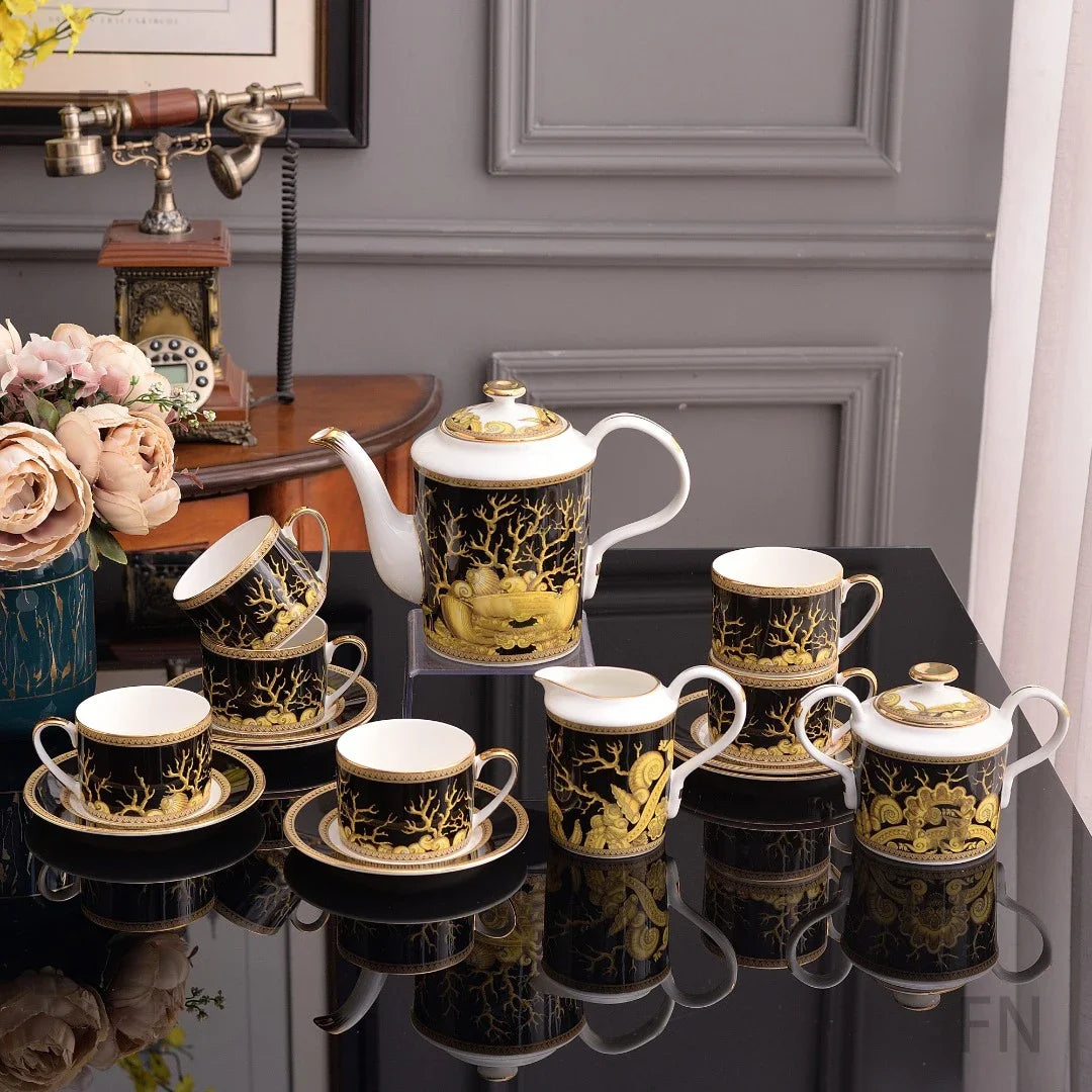 MC THE BLACK DIAMOND Royal Design dinnerware set featuring elegant plates and bowls with a sophisticated pattern.