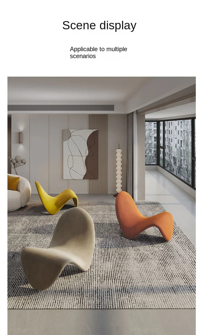 Black Tongue Chair by 𝕄𝕔 𝕋𝕙𝕖 𝔹𝕝𝕒𝕔𝕜 𝔻𝕚𝕒𝕞𝕠𝕟𝕕