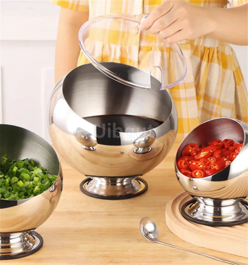 MC THE BLACK DIAMOND hot pot buffet seasoning bowl, ceramic serving dish with a lid and handle for hot pot meals.