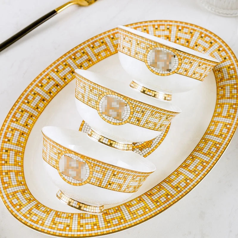 Elegant MC THE BLACK DIAMOND luxury dinnerware set with stylish plates and bowls for sophisticated table setting.
