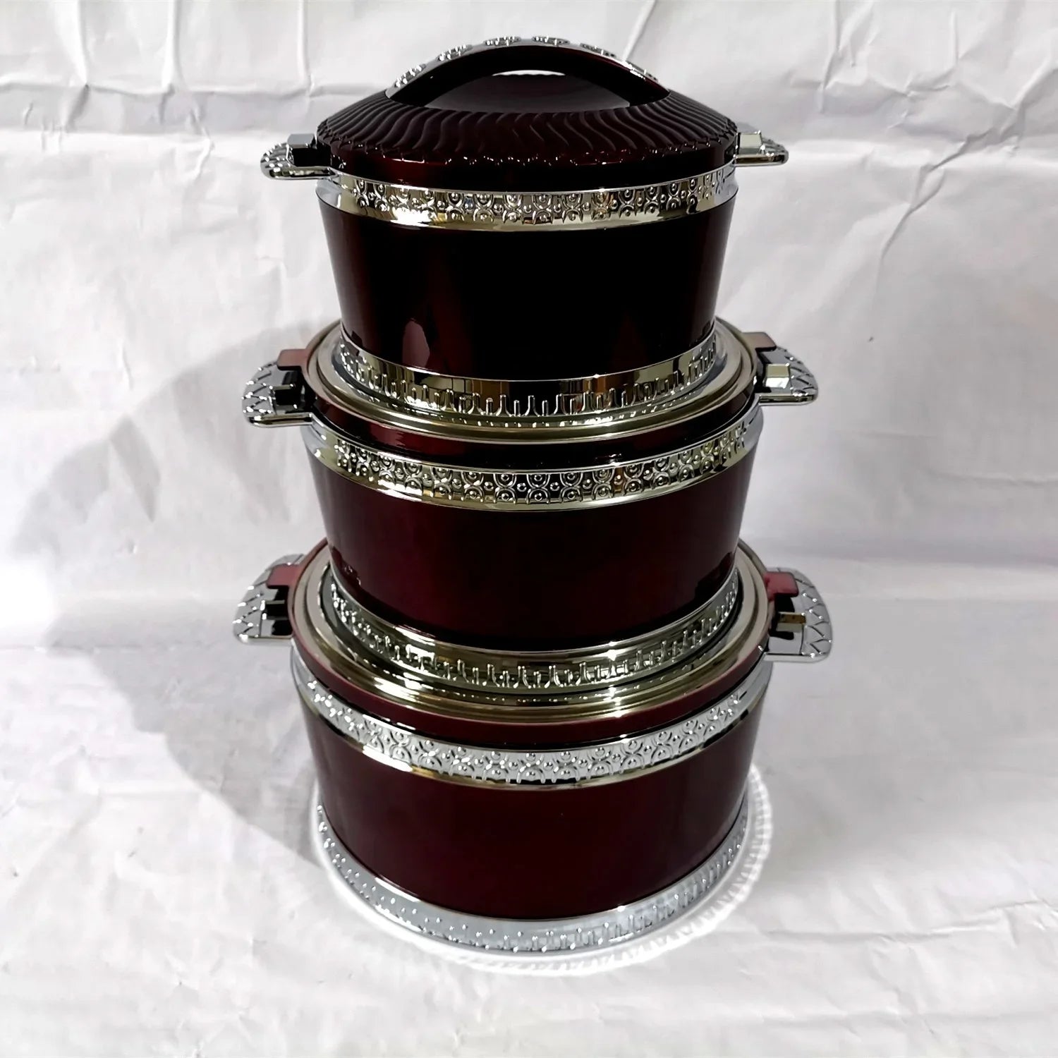 MC THE BLACK DIAMOND food warmer casserole set with pots, ideal for keeping dishes warm and ready to serve