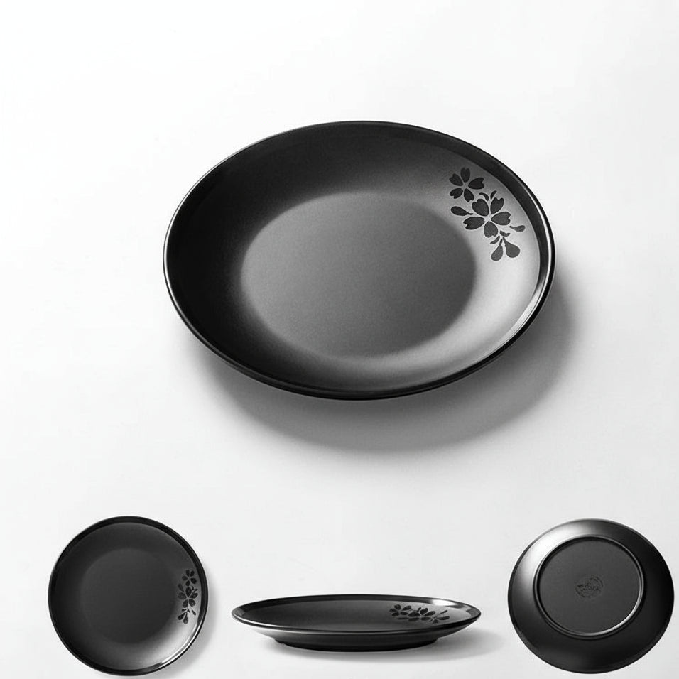 Japanese sushi plates by 𝕄𝕔 𝕋𝕙𝕖 𝔹𝕝𝕒𝕔𝕜 𝔻𝕚𝕒𝕞𝕠𝕟𝕕�