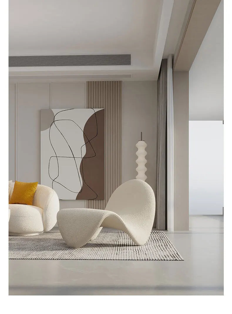 Black Tongue Chair by 𝕄𝕔 𝕋𝕙𝕖 𝔹𝕝𝕒𝕔𝕜 𝔻𝕚𝕒𝕞𝕠𝕟𝕕