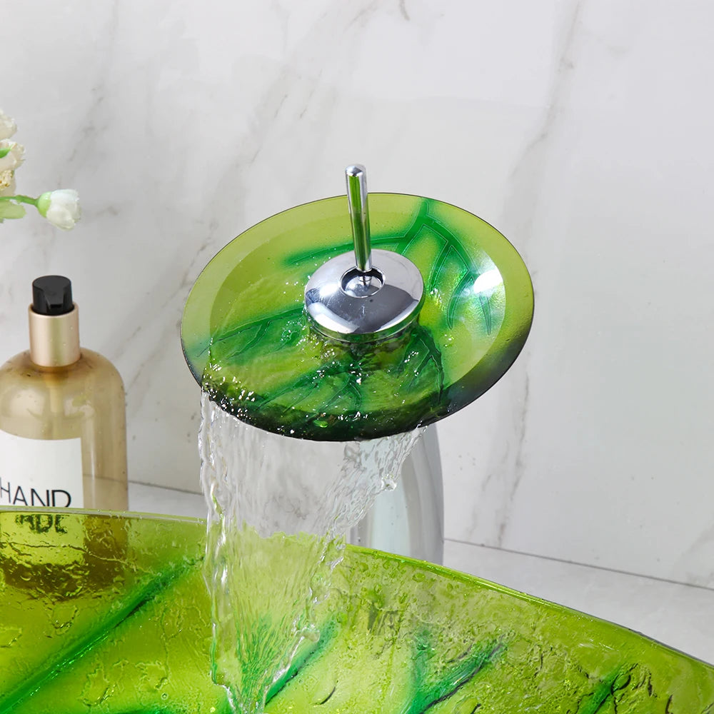Green leaf-shaped vessel bathroom sink by MC THE BLACK DIAMOND, showcasing a stylish, natural-inspired design for modern bathrooms.