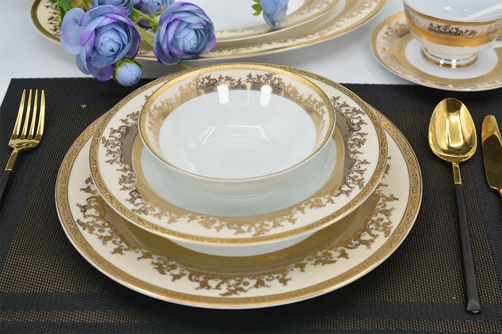 MC THE BLACK DIAMOND Royal dinnerware gold dishes and bowls set with elegant design, perfect for stylish table settings.