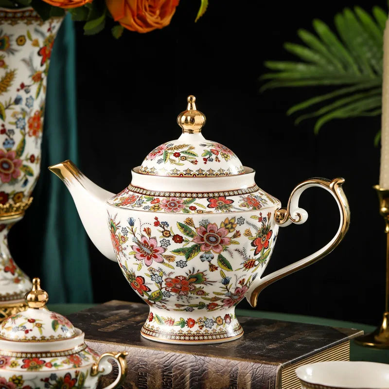 Luxury MC The Black Diamond tea and coffee cup from a stylish drinkware set, featuring elegant design and high-quality craftsmanship.