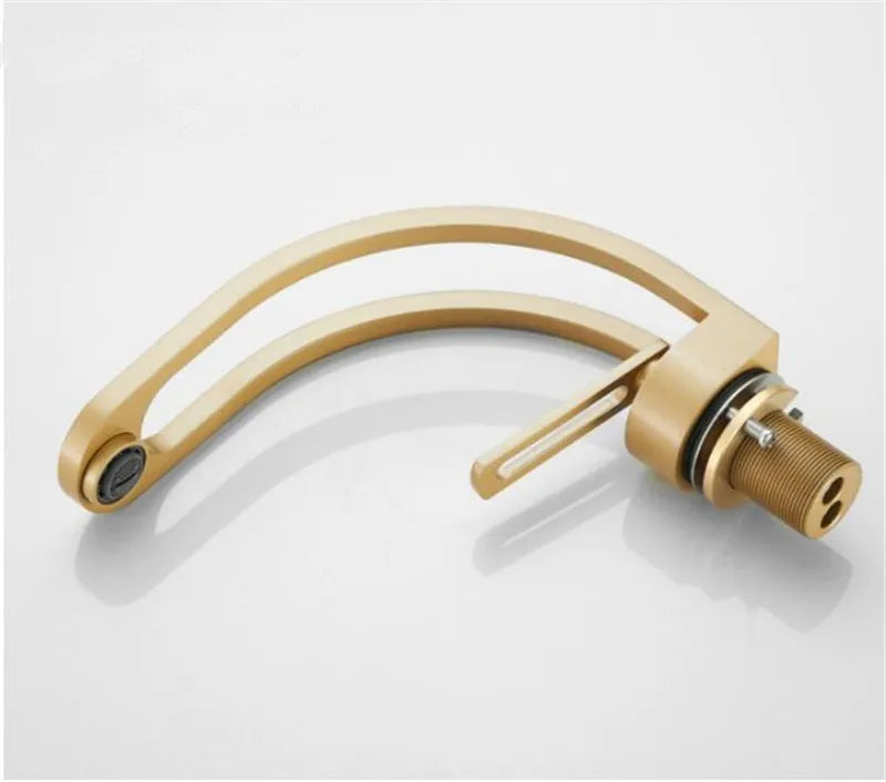 Single-handle bathroom basin faucet by MC THE BLACK DIAMOND, modern bath sink faucet with sleek design and chrome finish.