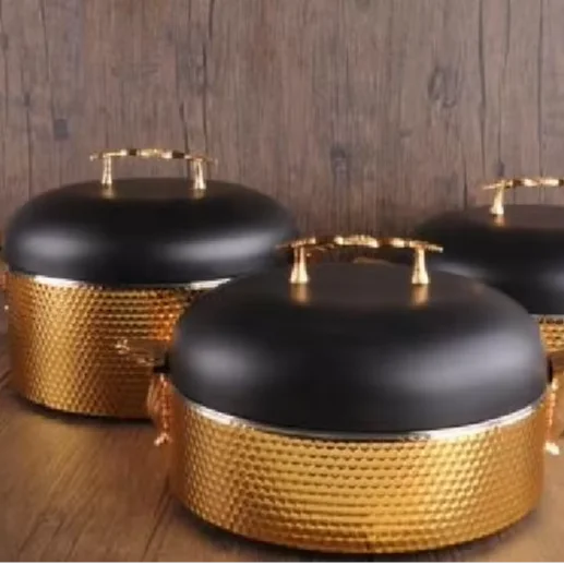 MC THE BLACK DIAMOND luxury food warmer set with sleek design, perfect for keeping dishes warm at events or home gatherings.